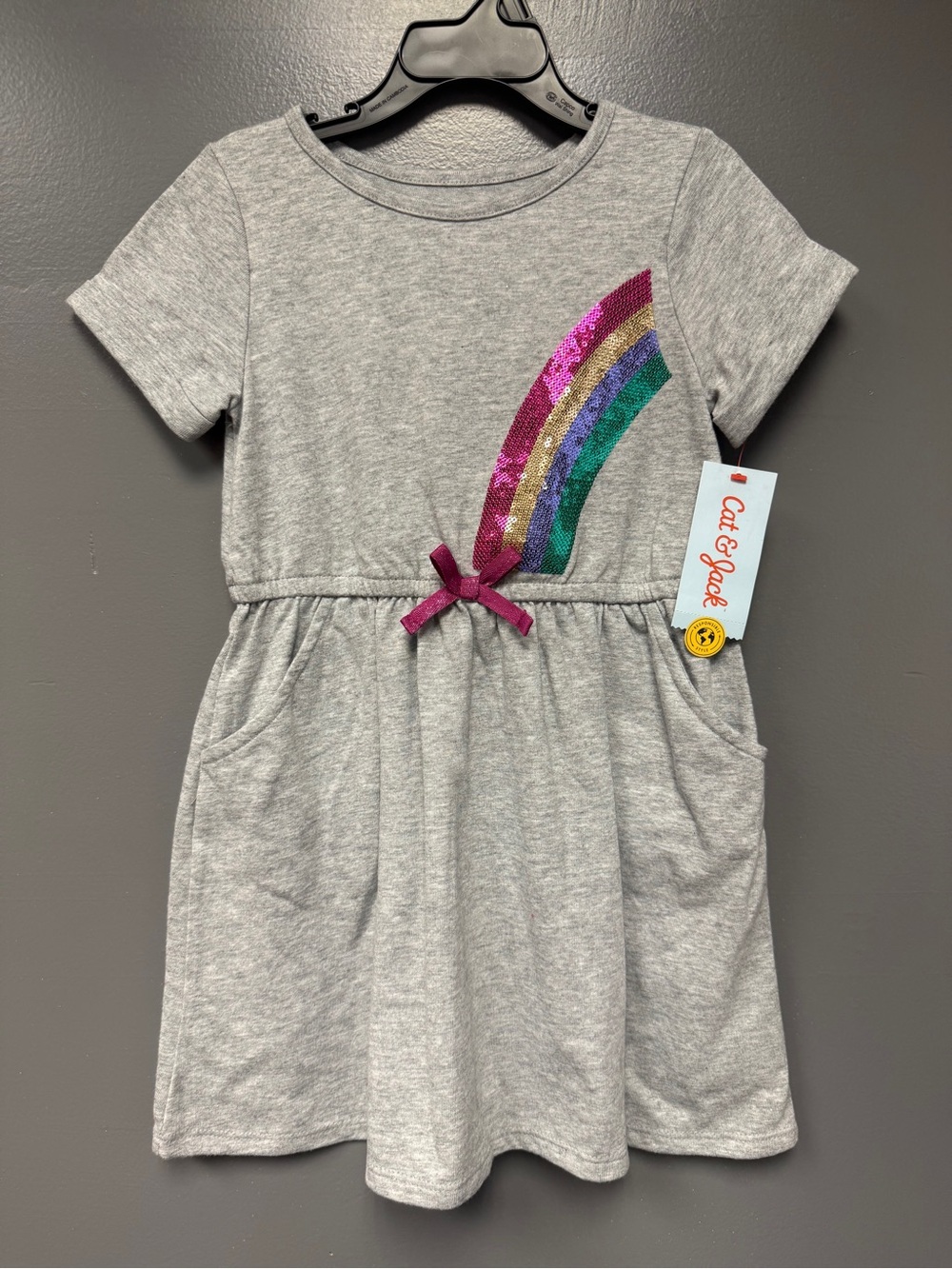 NWT Cat & Jack Girls Rainbow Sequin Dress – Gray – Size 5T